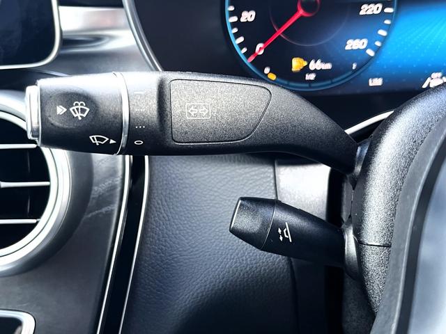 Ｃクラス Ｃ２００ローレウスエディションスポーツプラスパック　・レーダーセーフティパッケージ・ＣＯＭＡＮＤシステム・１０．２５インチディスプレイ・１２．３インチコックピットディスプレイ・パワートランク・ＡＩＲＢＯＤＹコントロールサスペンション・ＣａｒＰｌａｙ（26枚目）