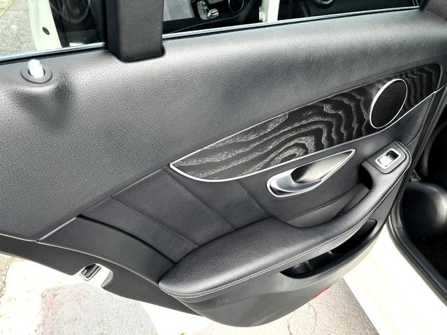 Ｃクラス Ｃ２００ローレウスエディションスポーツプラスパック　・レーダーセーフティパッケージ・ＣＯＭＡＮＤシステム・１０．２５インチディスプレイ・１２．３インチコックピットディスプレイ・パワートランク・ＡＩＲＢＯＤＹコントロールサスペンション・ＣａｒＰｌａｙ（44枚目）