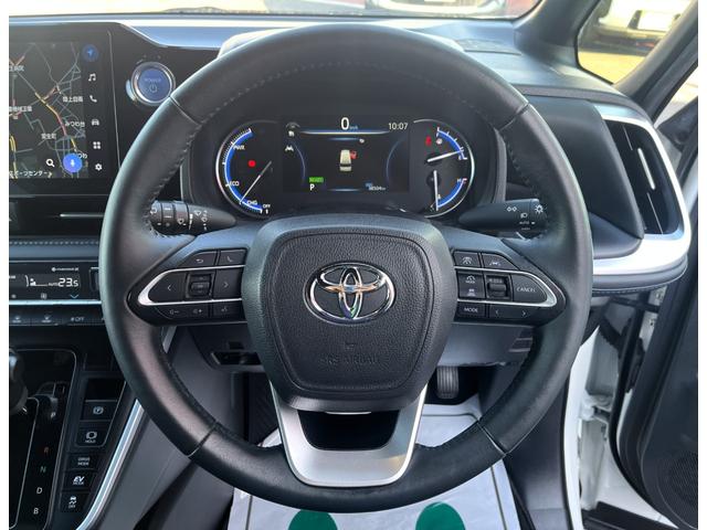 ヴォクシー ハイブリッドＳ－Ｚ　・１オーナー・プロジェクター式ＬＥＤヘッドランプ・ユニバーサルステップ・快適利便パッケージＨＩＧＨ・ディスプレイオーディオプラス・バックカメラ・ＥＴＣ２．０・ドラレコ・ＧＲフロントバンパーガーニッシュ（14枚目）