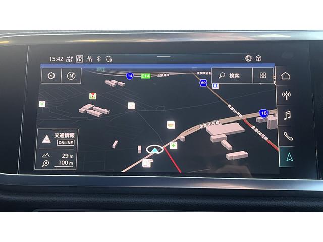 Ｑ３スポーツバック ダイナミックエディション　・ＭＭＩナビ・スマートフォンインターフェイス・バーチャルコックピット・３６０度カメラ・ＥＴＣ２．０・限定車専用２０インチアルミ・黒革＆合皮シート・パワーシート・シートヒーター・パワーバックドア（7枚目）