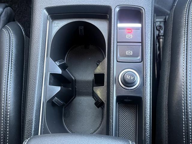 Ｑ３スポーツバック ダイナミックエディション　・ＭＭＩナビ・スマートフォンインターフェイス・バーチャルコックピット・３６０度カメラ・ＥＴＣ２．０・限定車専用２０インチアルミ・黒革＆合皮シート・パワーシート・シートヒーター・パワーバックドア（21枚目）