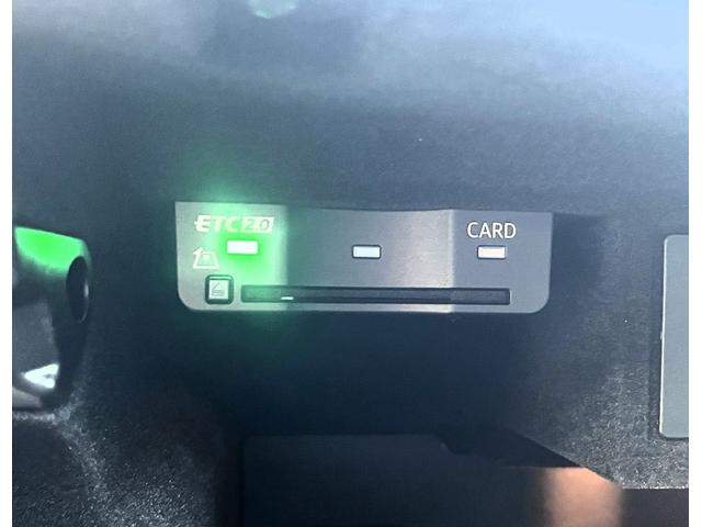 Ｑ３スポーツバック ダイナミックエディション　・ＭＭＩナビ・スマートフォンインターフェイス・バーチャルコックピット・３６０度カメラ・ＥＴＣ２．０・限定車専用２０インチアルミ・黒革＆合皮シート・パワーシート・シートヒーター・パワーバックドア（24枚目）