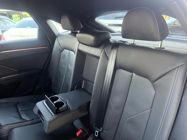 Ｑ３スポーツバック ダイナミックエディション　・ＭＭＩナビ・スマートフォンインターフェイス・バーチャルコックピット・３６０度カメラ・ＥＴＣ２．０・限定車専用２０インチアルミ・黒革＆合皮シート・パワーシート・シートヒーター・パワーバックドア（29枚目）