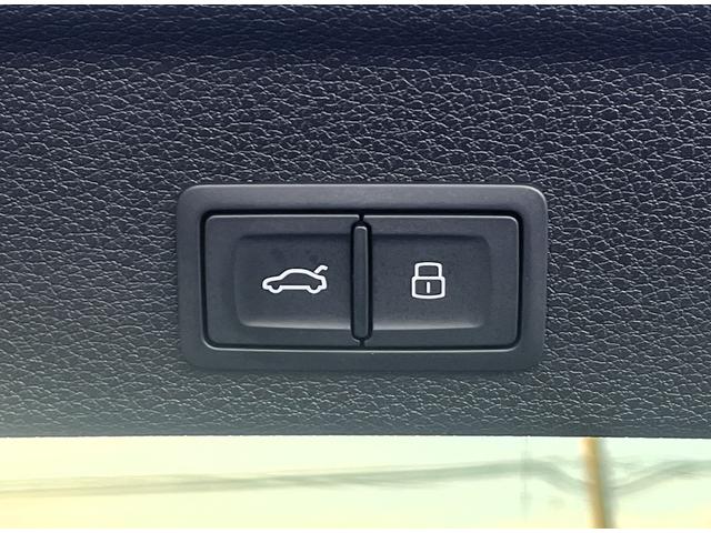 Ｑ３スポーツバック ダイナミックエディション　・ＭＭＩナビ・スマートフォンインターフェイス・バーチャルコックピット・３６０度カメラ・ＥＴＣ２．０・限定車専用２０インチアルミ・黒革＆合皮シート・パワーシート・シートヒーター・パワーバックドア（31枚目）