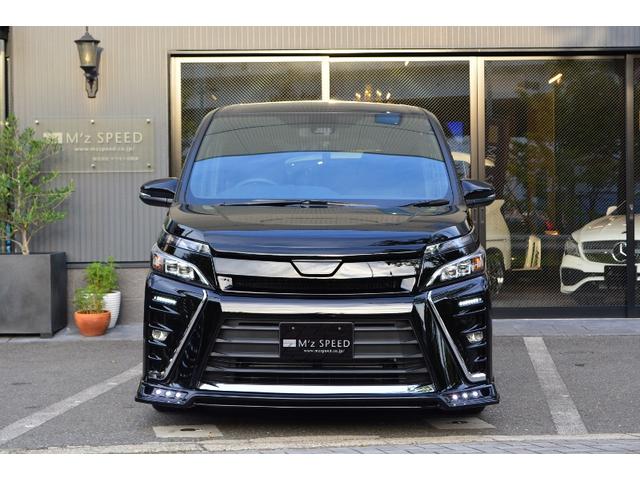 ZS 7人 ZEUS新車コンプリート 車庫調19AWナビ付き(4枚目)