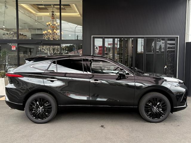 ハリアーハイブリッド Ｚ　レザーパッケージ・ナイトシェード　レザーパッケージ・ナイトシェード　特別仕様車　ブラック内装　調光式パノラマルーフ　パノラミックビューモニター　ＢＳＭ　アクセサリーコンセント　　ブラックホイール　　デジタルインナーミラー　前後ドラレコ（18枚目）