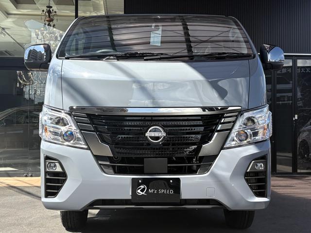 キャラバン ロンググランドプレミアムＧＸ　登録済み未使用車　４ＷＤ　ディーゼル車　４Ｎ１６　ワンタッチオートスライドドア　スクラッチシールド　寒冷地仕様　デジタルインナーミラー　アラウンドビューモニター　シートヒーター　クリアランスソナー（9枚目）