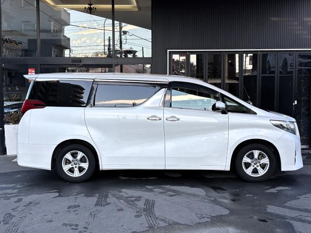 アルファード ２．５Ｘ　ユーザー買取車　オートエアコン　ＬＥＤヘッドライト　ナビ＆ＴＶ　スマートキー　両側オートスライドドア　オートライト　Ｂｌｕｅｔｏｏｔｈ対応　３列シート　クルコン　バックソナー　Ｒカメラ（10枚目）