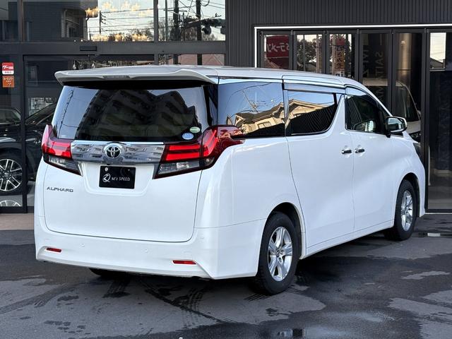 アルファード ２．５Ｘ　ユーザー買取車　オートエアコン　ＬＥＤヘッドライト　ナビ＆ＴＶ　スマートキー　両側オートスライドドア　オートライト　Ｂｌｕｅｔｏｏｔｈ対応　３列シート　クルコン　バックソナー　Ｒカメラ（12枚目）