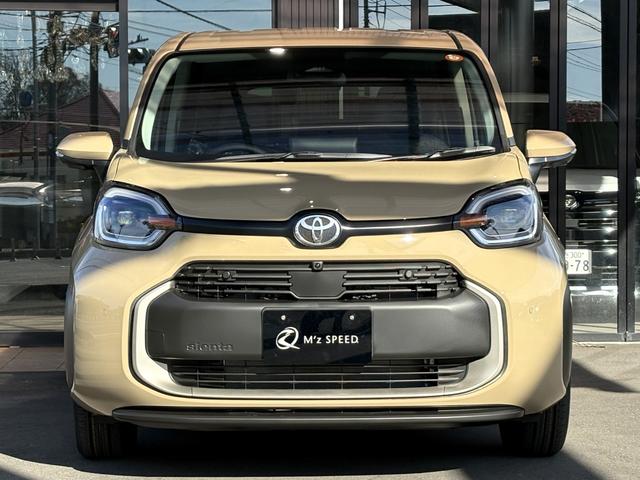 シエンタ ハイブリッドＺ　仕様変更後　登録済み未使用車　コンフォートパッケージ　トヨタチームメイトアドバンスパーク＋ＰＫＳＢ＋パノラミックビューモニター　天井サーキュレーター＋ナノイーＸ　７人乗り　前後方ドラレコ（9枚目）