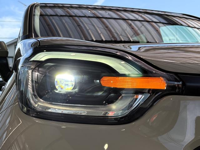 シエンタ ハイブリッドＺ　仕様変更後　登録済み未使用車　コンフォートパッケージ　トヨタチームメイトアドバンスパーク＋ＰＫＳＢ＋パノラミックビューモニター　天井サーキュレーター＋ナノイーＸ　７人乗り　前後方ドラレコ（25枚目）