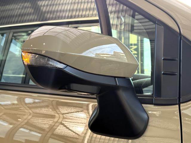 シエンタ ハイブリッドＺ　仕様変更後　登録済み未使用車　コンフォートパッケージ　トヨタチームメイトアドバンスパーク＋ＰＫＳＢ＋パノラミックビューモニター　天井サーキュレーター＋ナノイーＸ　７人乗り　前後方ドラレコ（26枚目）