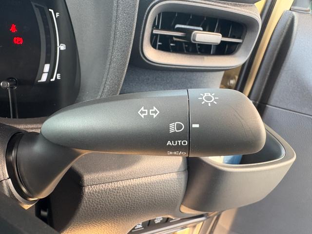 シエンタ ハイブリッドＺ　仕様変更後　登録済み未使用車　コンフォートパッケージ　トヨタチームメイトアドバンスパーク＋ＰＫＳＢ＋パノラミックビューモニター　天井サーキュレーター＋ナノイーＸ　７人乗り　前後方ドラレコ（43枚目）