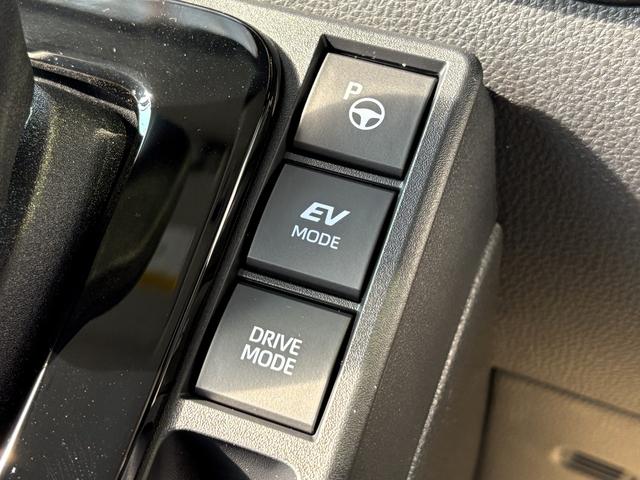 シエンタ ハイブリッドＺ　仕様変更後　登録済み未使用車　コンフォートパッケージ　トヨタチームメイトアドバンスパーク＋ＰＫＳＢ＋パノラミックビューモニター　天井サーキュレーター＋ナノイーＸ　７人乗り　前後方ドラレコ（46枚目）