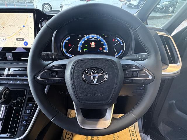 ヴォクシー ハイブリッドＳ－Ｚ　仕様変更後即　納　ＬＥＤヘッドランプ　快適利便Ｐｋｇ　ＣＤ／ＤＶＤデッキ　デジタルインナーミラー　ＥＴＣ２．０　２列目オットマン　パワーバックドア　バックカメラ　シートヒーター　１０．５型ディスプレイ（48枚目）