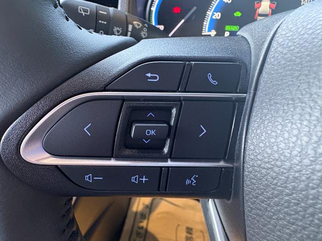 ヴォクシー ハイブリッドＳ－Ｚ　仕様変更後即　納　ＬＥＤヘッドランプ　快適利便Ｐｋｇ　ＣＤ／ＤＶＤデッキ　デジタルインナーミラー　ＥＴＣ２．０　２列目オットマン　パワーバックドア　バックカメラ　シートヒーター　１０．５型ディスプレイ（49枚目）