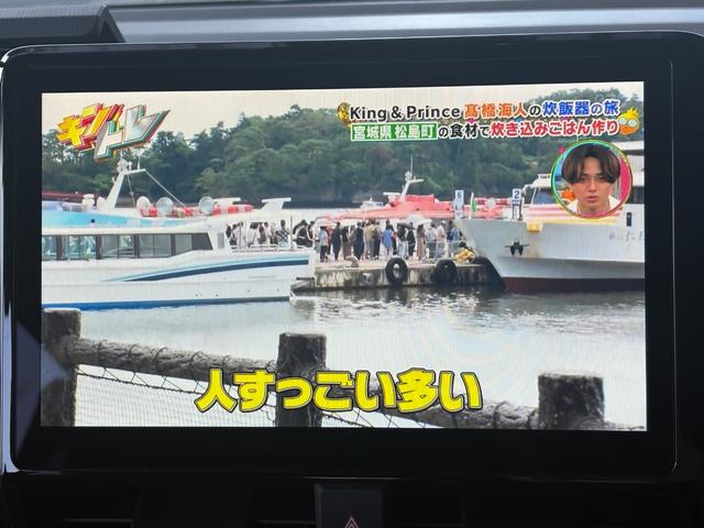 ヴォクシー ハイブリッドＳ－Ｚ　仕様変更後即　納　ＬＥＤヘッドランプ　快適利便Ｐｋｇ　ＣＤ／ＤＶＤデッキ　デジタルインナーミラー　ＥＴＣ２．０　２列目オットマン　パワーバックドア　バックカメラ　シートヒーター　１０．５型ディスプレイ（63枚目）