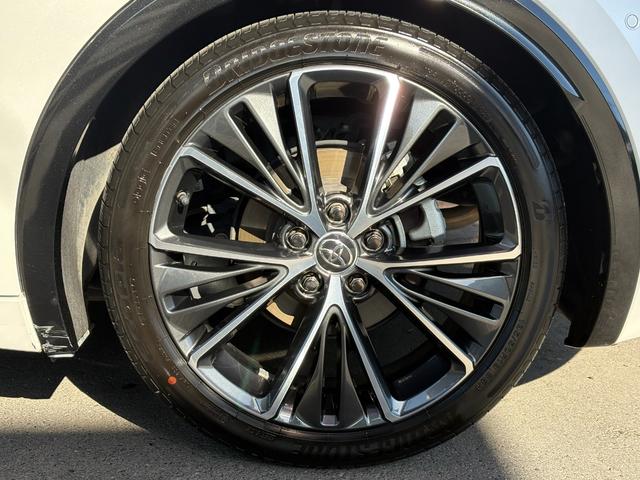 プリウス Ｚ　ユーザー買取車　パノラマルーフ　デジタルインナーミラー　前後方ドライブレコーダー　ディスプレイオーディオｐｌｕｓ　寒冷地仕様　パノラミックビュー　シートベンチレーション　電動トランク　禁煙車（21枚目）