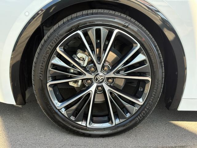 プリウス Ｚ　ユーザー買取車　パノラマルーフ　デジタルインナーミラー　前後方ドライブレコーダー　ディスプレイオーディオｐｌｕｓ　寒冷地仕様　パノラミックビュー　シートベンチレーション　電動トランク　禁煙車（22枚目）