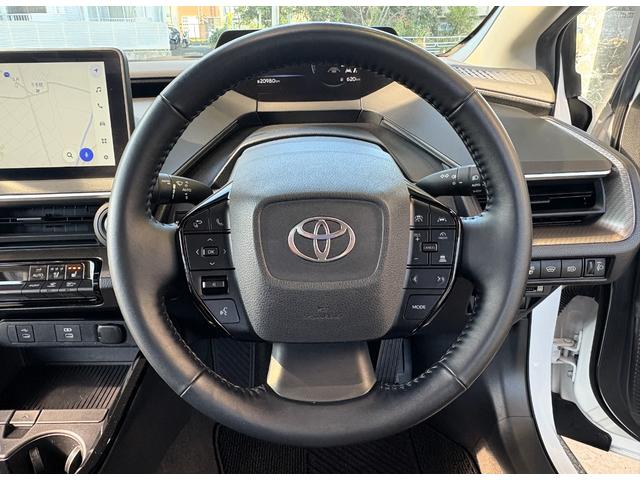 プリウス Ｚ　ユーザー買取車　パノラマルーフ　デジタルインナーミラー　前後方ドライブレコーダー　ディスプレイオーディオｐｌｕｓ　寒冷地仕様　パノラミックビュー　シートベンチレーション　電動トランク　禁煙車（42枚目）