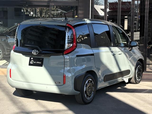 シエンタ ハイブリッドZ 仕様変更後モデル7人乗り10.5型ディスプレイオーディオ コンフォートパッケージ シートヒーター 全方位カメラ 前後ドライブレコーダー トヨタチームメイトアドバンストパーク HDMI サーキュレーター(14枚目)