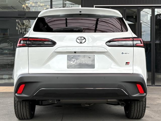 カローラクロス GRスポーツ パノラミックビュー ブレーキキャリパーGRロゴ アダプティブハイビーム パノラマルーフナノイーX アクセサリーコンセント パワーバックドア ステアリングヒーター BSM ステアリングヒーター(16枚目)