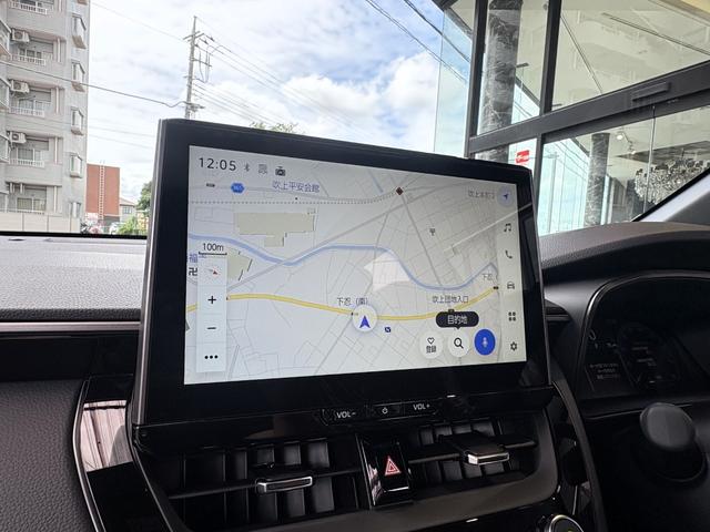 カローラクロス GRスポーツ パノラミックビュー ブレーキキャリパーGRロゴ アダプティブハイビーム パノラマルーフナノイーX アクセサリーコンセント パワーバックドア ステアリングヒーター BSM ステアリングヒーター(62枚目)