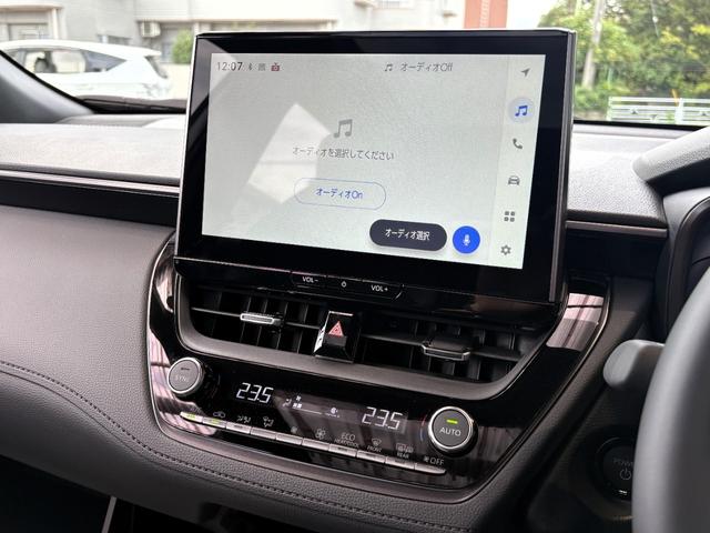 カローラクロス GRスポーツ パノラミックビュー ブレーキキャリパーGRロゴ アダプティブハイビーム パノラマルーフナノイーX アクセサリーコンセント パワーバックドア ステアリングヒーター BSM ステアリングヒーター(66枚目)