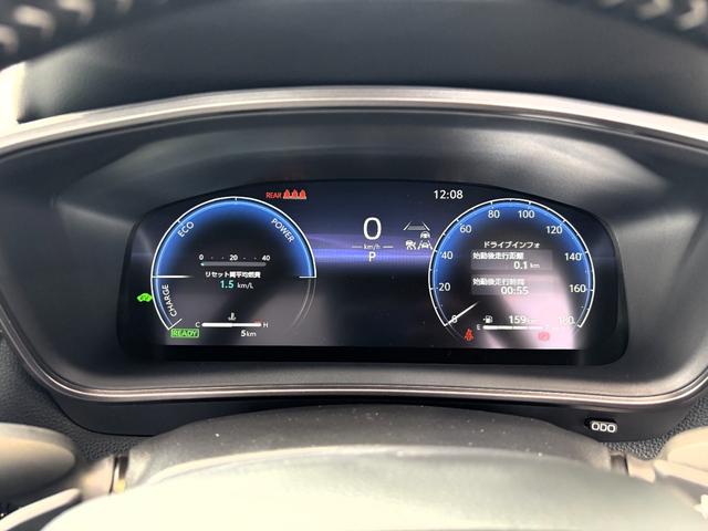 カローラクロス GRスポーツ パノラミックビュー ブレーキキャリパーGRロゴ アダプティブハイビーム パノラマルーフナノイーX アクセサリーコンセント パワーバックドア ステアリングヒーター BSM ステアリングヒーター(67枚目)