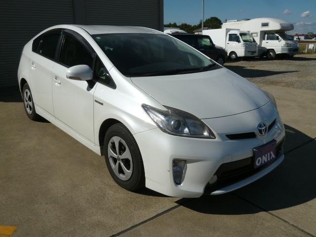 プリウス Ｓ　ワンオーナー　純正ナビ　テレビ　バックカメラ　　ＥＴＣ　ＨＩＤライト（2枚目）