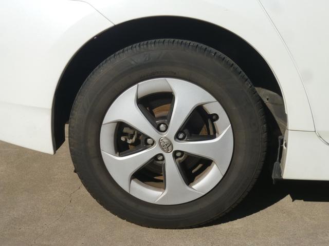 プリウス Ｓ　ワンオーナー　純正ナビ　テレビ　バックカメラ　　ＥＴＣ　ＨＩＤライト（20枚目）