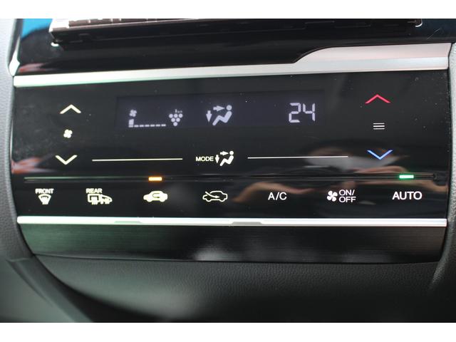 L ホンダセンシング 1オーナー/禁煙/Fパッケージ/ダイアトーン9型サウンドナビ/バックカメラ/ブルートゥース/フルセグ/レーンキープ/LEDライト/ETC/コンフォートビューpkg/新車メーカー保証付(16枚目)