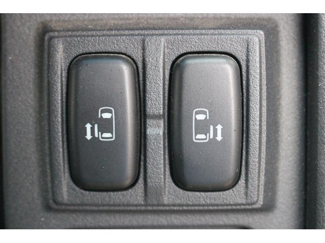D パワーパッケージ 1オーナー/禁煙車/7人乗/ディーゼルターボ/マッドガード/ナビ/バックカメラ/ETC/両側パワースライドドア/クルーズコントロール/ガナドールマフラー/MKW16インチAW/スマートキー(17枚目)