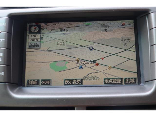 セルシオ ｅＲ仕様　後期型／シートヒーター／シートクーラー／サンルーフ／バックカメラ／クルーズコントロール／ハイペリオン１９インチアルミ／ＥＴＣ／木目ハンドル／パワーシート／ＨＤＤナビ／バックカメラ／革シート（8枚目）