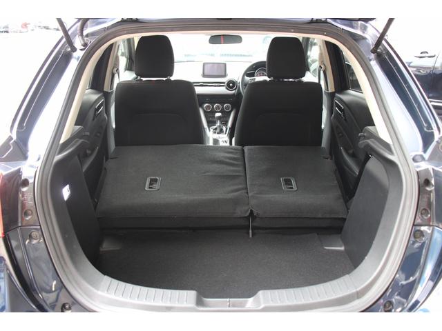 デミオ ＸＤツーリング　６ＭＴ／禁煙車／マツダコネクトナビ／ＣＤ・ＤＶＤ再生／Ｂｌｕｅｔｏｏｔｈ／地デジ／シートヒーター／ＥＴＣ／クルーズコントロール／ＬＥＤライト／社外１５インチアルミホイール（11枚目）