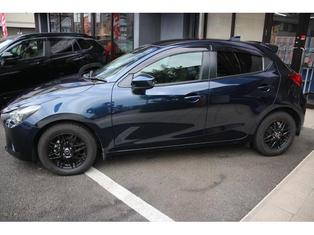 デミオ ＸＤツーリング　６ＭＴ／禁煙車／マツダコネクトナビ／ＣＤ・ＤＶＤ再生／Ｂｌｕｅｔｏｏｔｈ／地デジ／シートヒーター／ＥＴＣ／クルーズコントロール／ＬＥＤライト／社外１５インチアルミホイール（23枚目）