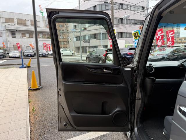 Ｎ－ＢＯＸカスタム Ｇ・ターボパッケージ　ナビ装着用スペシャルパッケージ／フルセグ／バックカメラ／クルーズコントロール／純正１５ＡＷ／パドルシフト／スマートキー／両側電動スライドドア／ＥＴＣ／フォグランプ／Ｂｌｕｅｔｏｏｔｈオーディオ／禁煙車（48枚目）