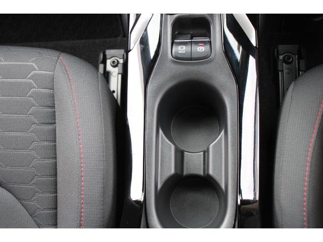カローラスポーツ Ｇ　Ｚ　６速マニュアルミッション／セットオプション／セーフティセンス／９インチディプレイオーディオ／純正１８ＡＷ／ＬＥＤヘッドライト／フルセグ／ブラインドスポットモニター／衝突軽減ブレーキ／禁煙／バックカメラ（14枚目）