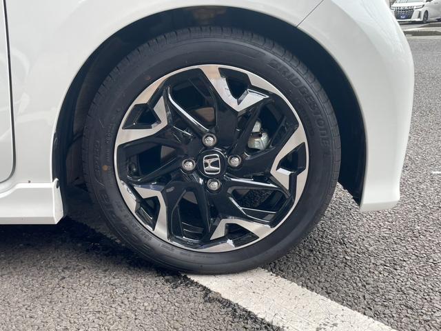 Ｎ－ＷＧＮカスタム Ｌ・ターボホンダセンシング　ＫＹＢローファーサスキッド／フルセグ／バックカメラ／衝突軽減ブレーキ／誤発進抑制機能／アダプティブクルーズコントロール／純正１５ＡＷ／ＬＥＤヘッドライト／パドルシフト／シートヒーター／ＥＴＣ／禁煙車（24枚目）