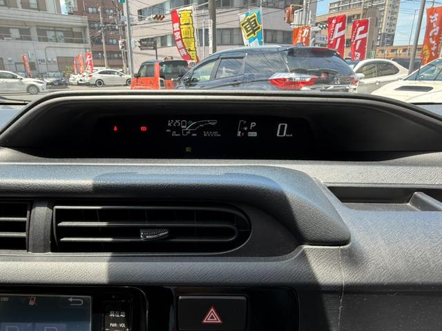 アクア Ｘ－アーバン　ソリッド　特別仕様車／ナビレディパッケージ／ＬＥＤヘッドランプパッケージ／ビューティーパッケージ／フルセグ／バックカメラ／フォグランプ／ルーフレール／純正１６ＡＷ／シートヒーター／専用シート／禁煙車／ＥＴＣ（68枚目）