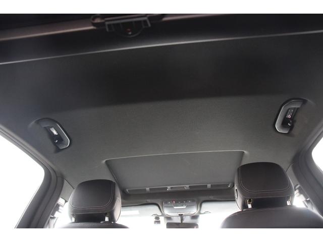 ＧＬＣ ＧＬＣ２２０ｄ　４マチック　クーペ　ＡＭＧライン　後期型／ガラススライディングルーフ／レーダーセーフティパッケージ／１０．２５インチオーディオディスプレイ／マルチビームＬＥＤヘッドライト／ハーフレザーシート／純正１９ＡＷ／フルセグ／全周囲カメラ／禁煙（15枚目）