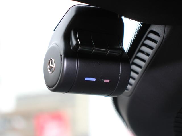 ＧＬＣ ＧＬＣ２２０ｄ　４マチック　クーペ　ＡＭＧライン　後期型／ガラススライディングルーフ／レーダーセーフティパッケージ／１０．２５インチオーディオディスプレイ／マルチビームＬＥＤヘッドライト／ハーフレザーシート／純正１９ＡＷ／フルセグ／全周囲カメラ／禁煙（52枚目）
