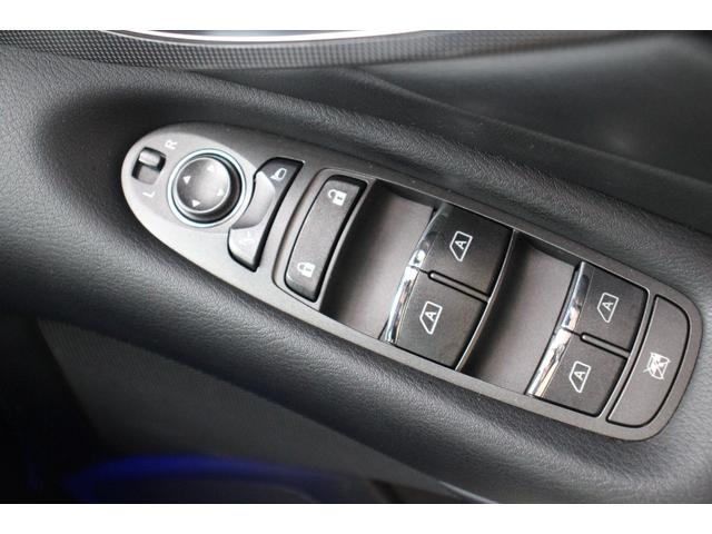 スカイライン ２００ＧＴ－ｔタイプＳＰ　プロパイロット／アラウンドビューモニター／純正ナビ／フルセグ／レザーシート／メモリ付きパワーシート／シートヒーター／パドルシフト／ＬＥＯＮＩＳ製１９ＡＷ／ＥＴＣ／コーナーセンサー／スマートキー／禁煙車（65枚目）