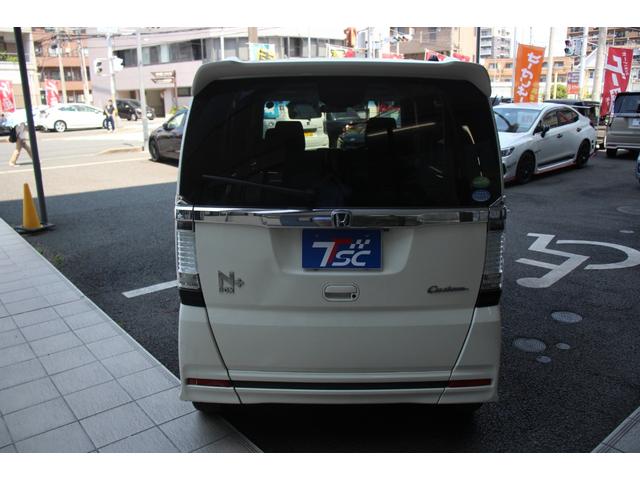 Ｎ－ＢＯＸ＋カスタム Ｇ・ターボＡパッケージ　禁煙／ＡＬＰＡＩＮ８インチＳＤナビ／両側電動スライド／衝突軽減ブレーキ／オートクルーズ／バックカメラ／Ｂｌｕｅｔｏｏｔｈ／ミュージックサーバー／ＵＳＢ／ＨＩＤライト／フロントフォグ／純正１４インチＡＷ（25枚目）