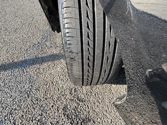 クラウンハイブリッド ＲＳアドバンス　２．５Ｌ／色替え車両／禁煙車／セーフティパッケージ／レーダークルーズ／障害物センサー／ステアリング＆シートヒーター／純正ナビ／ドラレコ／ハーフレザー／ブラインドスポット／フルセグ視聴／１００電源（23枚目）