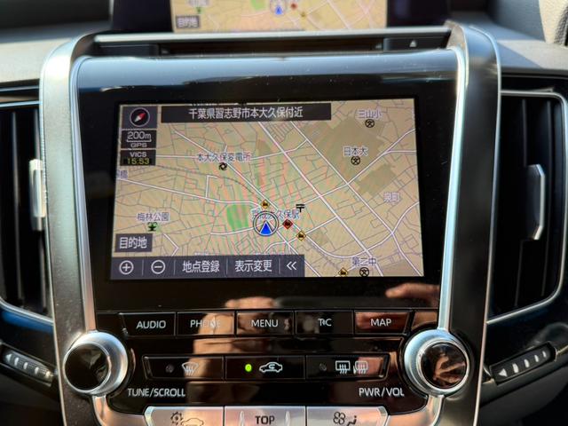 クラウンハイブリッド ＲＳアドバンス　２．５Ｌ／色替え車両／禁煙車／セーフティパッケージ／レーダークルーズ／障害物センサー／ステアリング＆シートヒーター／純正ナビ／ドラレコ／ハーフレザー／ブラインドスポット／フルセグ視聴／１００電源（61枚目）
