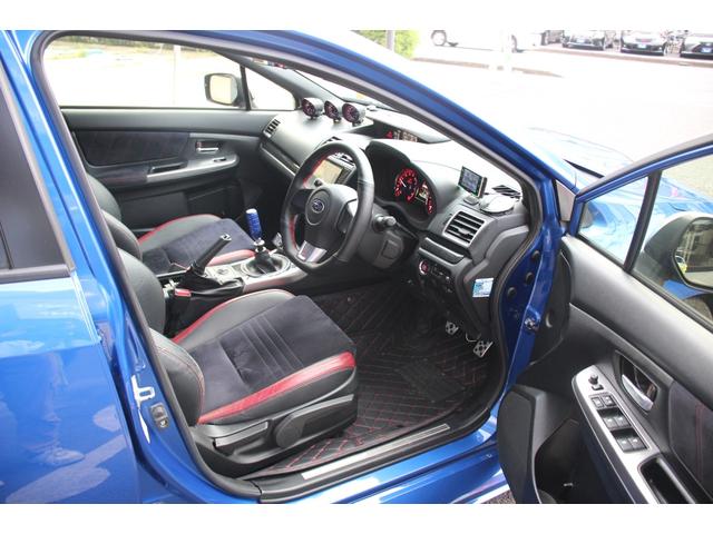 ＷＲＸ ＳＴＩ ＳＴＩ　大型リアスポイラー／ＳＴＩエアロ／ＢＬＩＴＺ車高調／柿本マフラー／社外ヘッドライト・テールライト／８インチナビ／バックカメラ／ドライブレコーダー／純正１８インチアルミホイール／ＥＴＣ（45枚目）