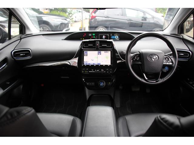 プリウス Aツーリングセレクション ICONICモデリスタエアロ/モデリスタ17インチAW/セーフティセンス/ナビレディセット/アダプティブクルーズコントロール/レザーシート/パワーシート/シートヒーター/ブラインドスポットモニター(6枚目)