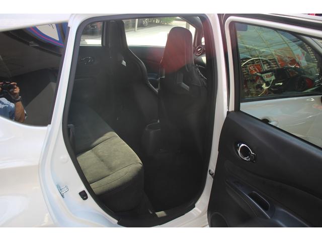 ノート ニスモ　Ｓ　禁煙車／ＴＥＩＮ車高調／強化クラッチ／ｍｏｍｏステアリング／タコメーター／ＢＬＩＴＺタワーバー／メーカーオプションレカロシート／ニスモエアロ／ウェッズスポーツ１６インチＡＷ／純正ナビ／バックカメラ（44枚目）