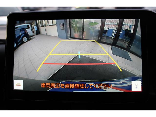 ヴォクシー ハイブリッドＳ－Ｚ　快適利便パッケージＨｉｇｈ／大画面ディスプレイ／フリップダウンモニター／ユニバーサルステップ／地デジＴＶ／ＤＶＤ／ＣＤ／バックカメラ／ブラインドスポットモニター／シートヒーター／三眼ＬＥＤヘッドライト（10枚目）